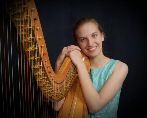 Harpist Lydia Olson
